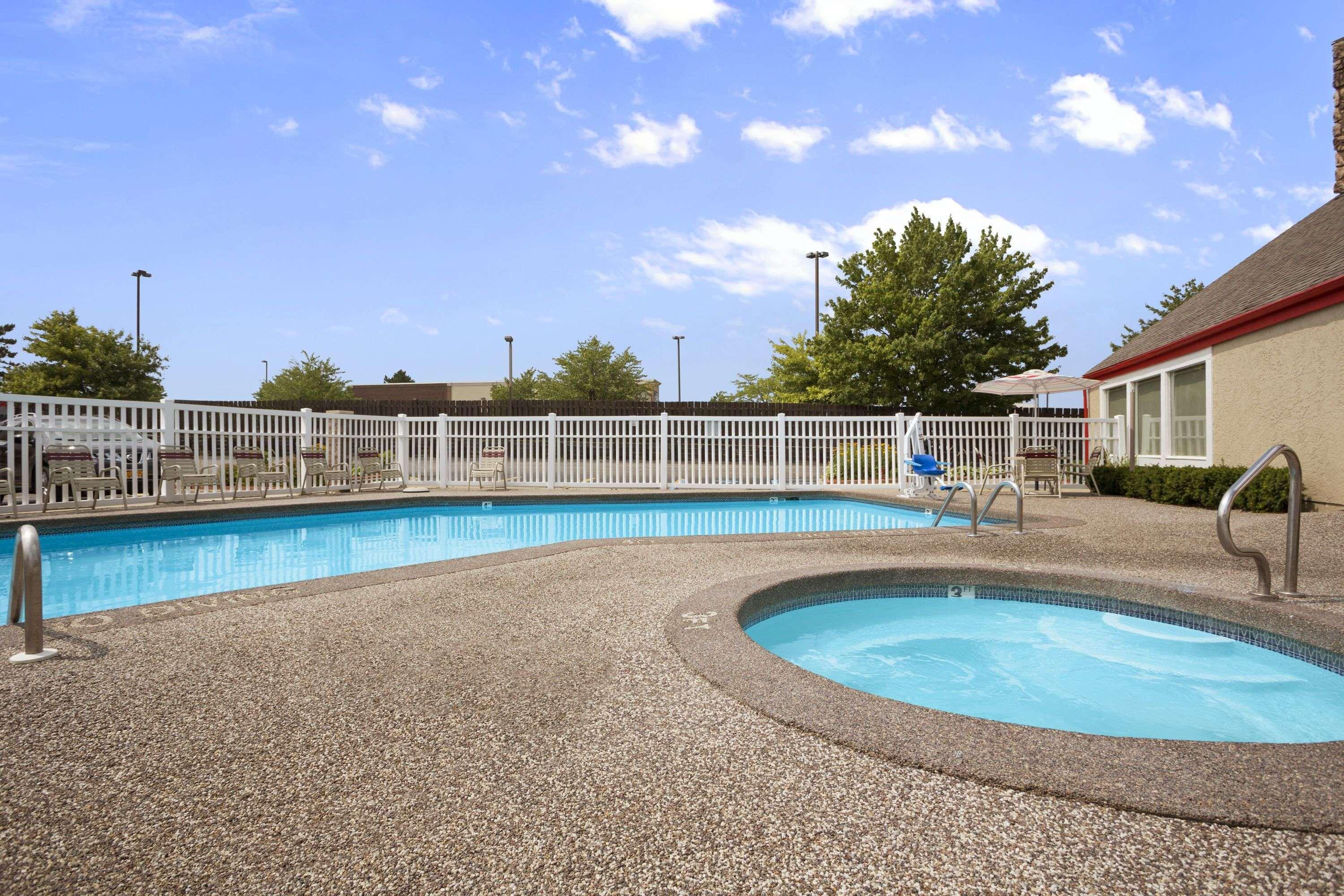 Affordable Suites Of America Grand Rapids Kentwood Екстериор снимка
